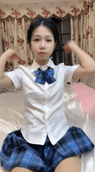 ♆【19歲小女友】反差小女孩! 調教啪啪~炮擊~道具~狂噴水~!