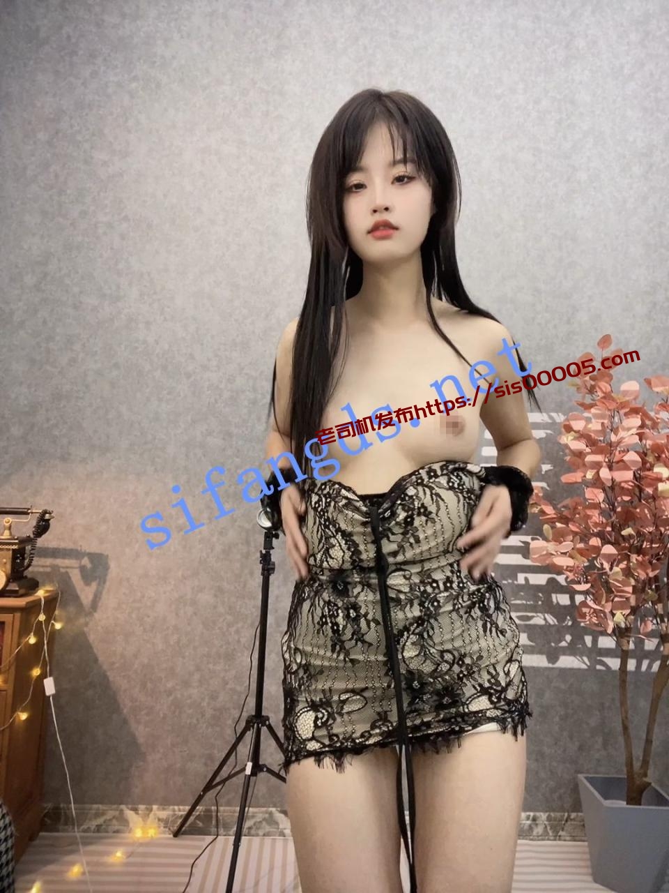 ✅CC 毛可爱 高颜极品身材 露脸露3点 全裸裸舞脱衣舞